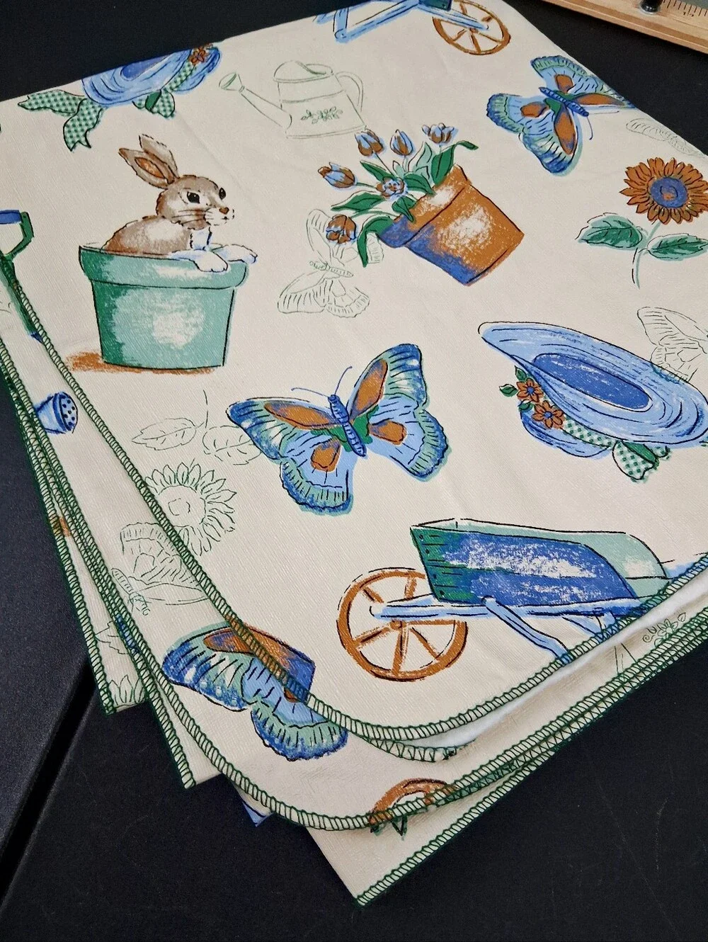 Vintage Garden Party Vinyl Tablecloth Waterproof Top Felt Back Bunnies 52X52in